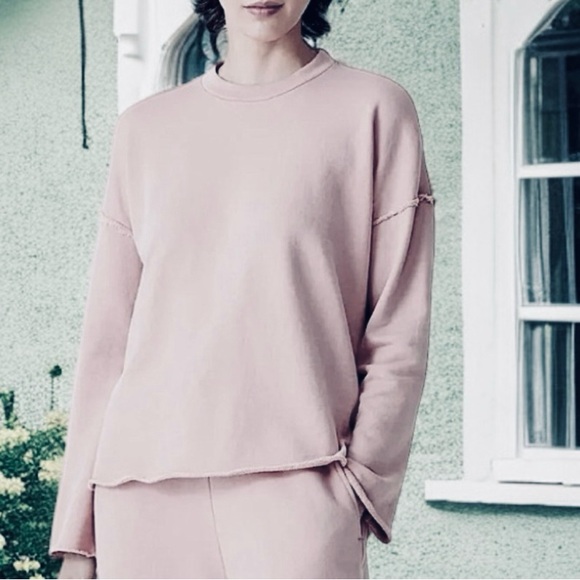 Eileen Fisher Tops - EILEEN FISHER Women’s Organic Cotton Light Pink Raw Seam Pull Over Sweatshirt Lg